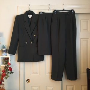 Vintage Casual Corner Green Blazer Set Size 6